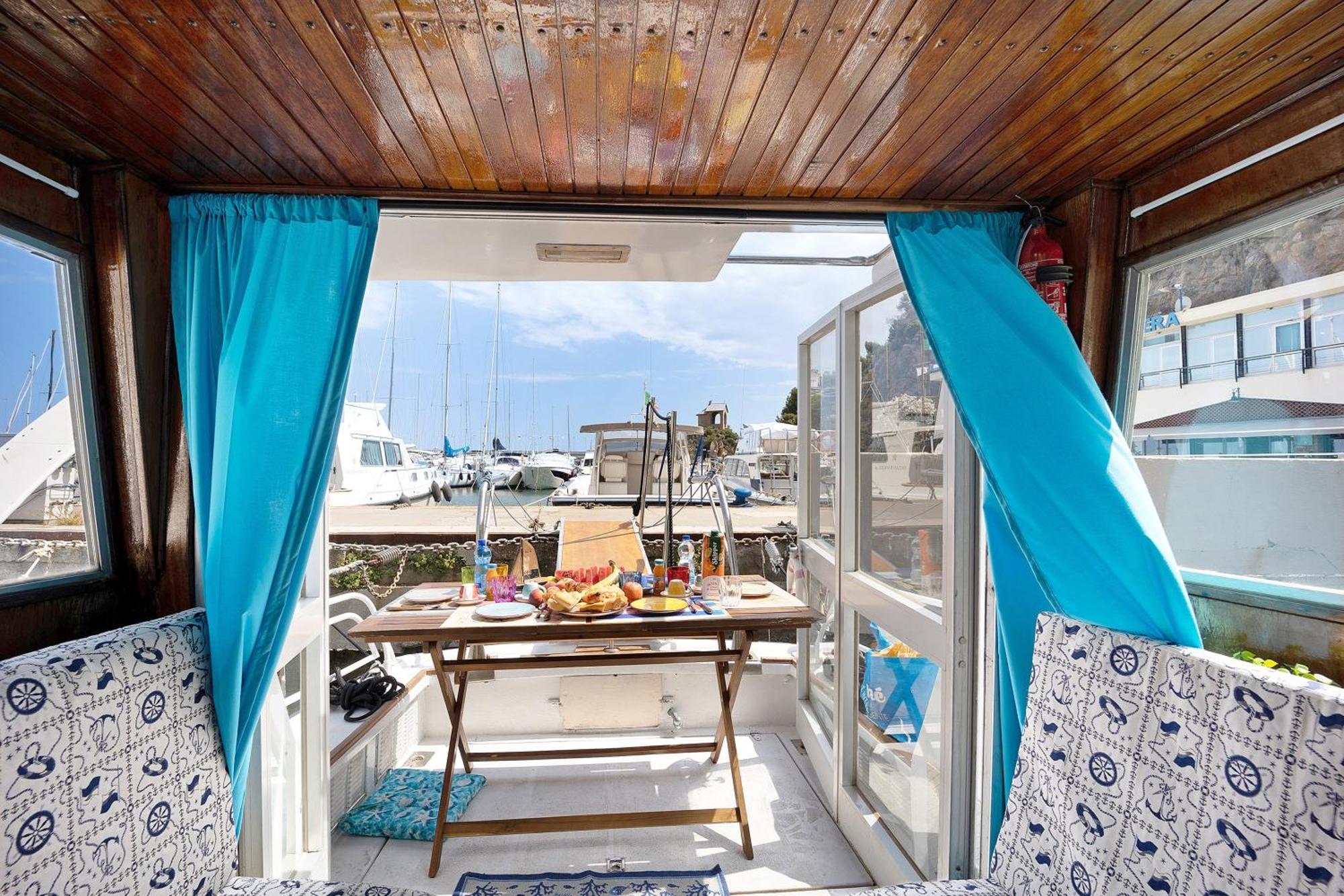 Aloha Jak'S Boat Alassio Exterior photo