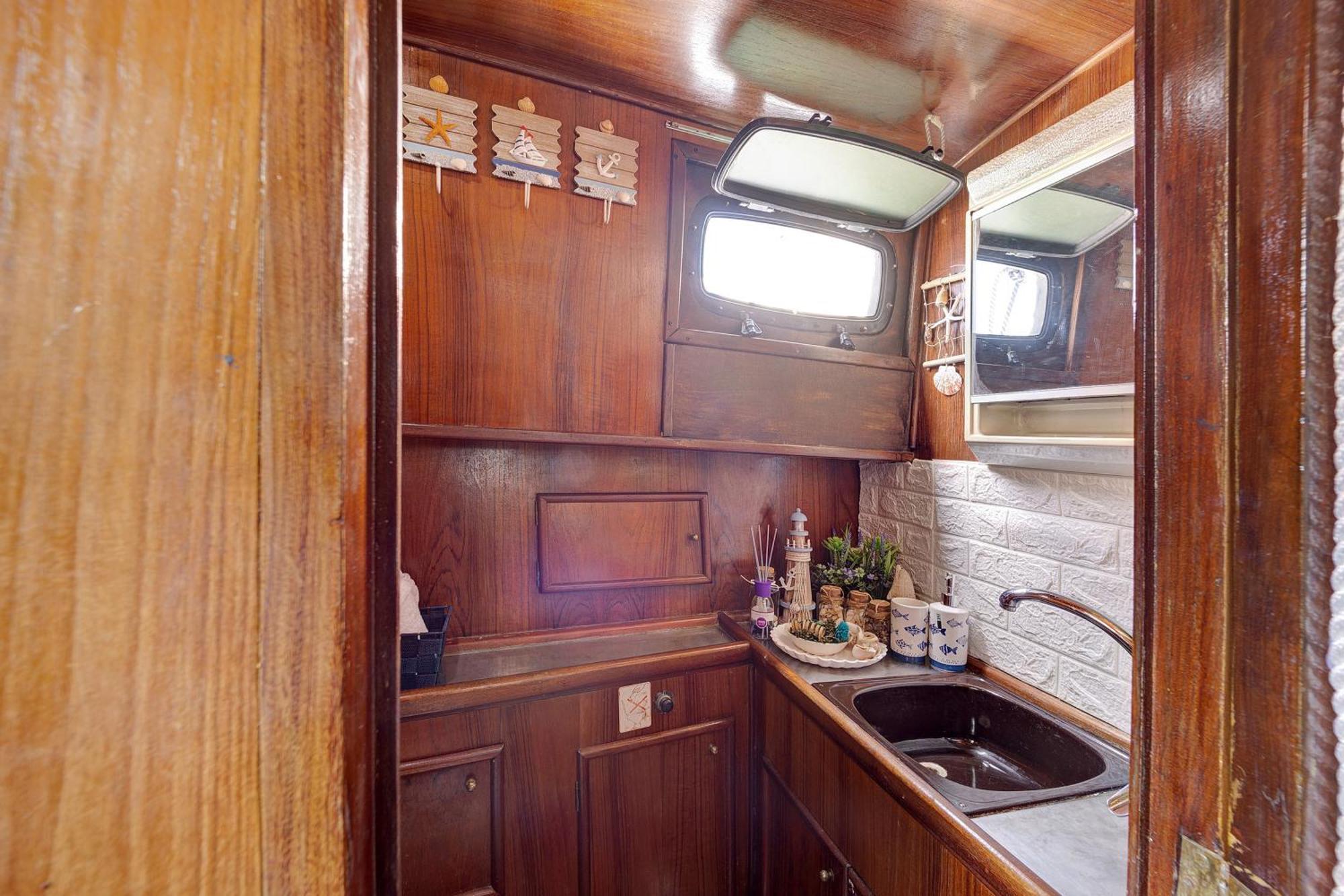 Aloha Jak'S Boat Alassio Exterior photo