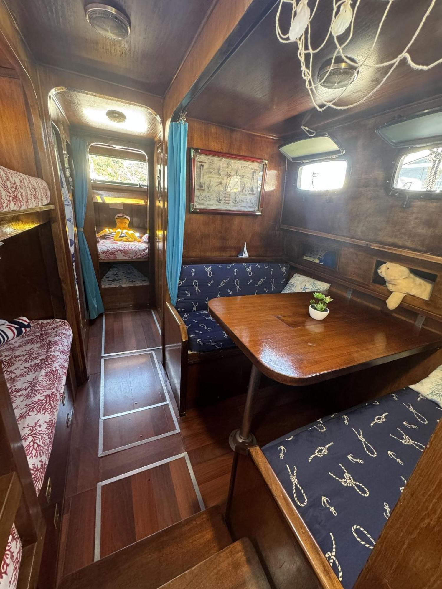Aloha Jak'S Boat Alassio Exterior photo