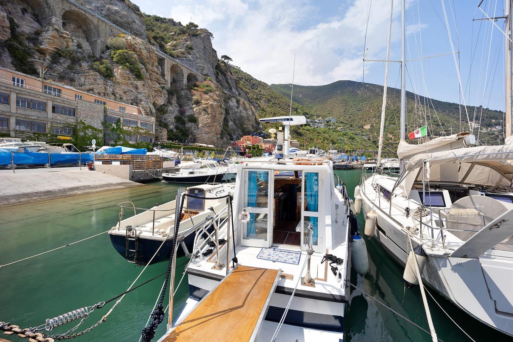 Aloha Jak'S Boat Alassio Exterior photo